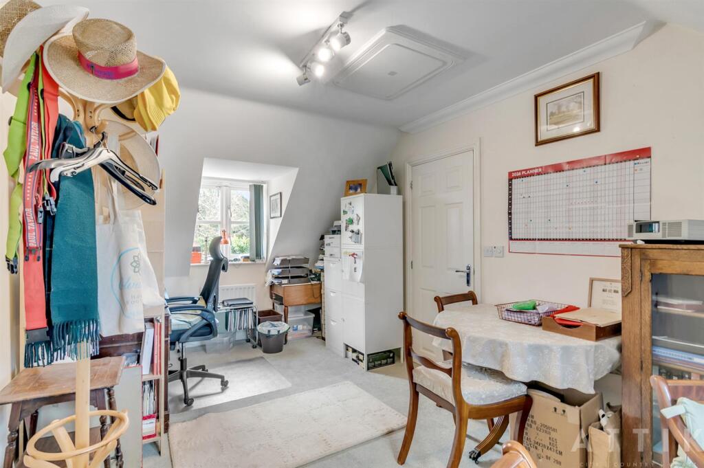 8 Blyth Mews, Halesworth, IP19 8FB (14).jpg