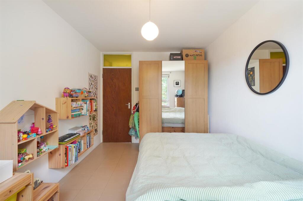 Flat 13, 2 Gautrey Road - O9cBwUgcSF3BCt8i5Yk2.jpg