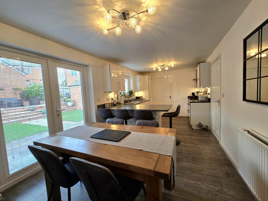 Kitchen/Diner/Family Room