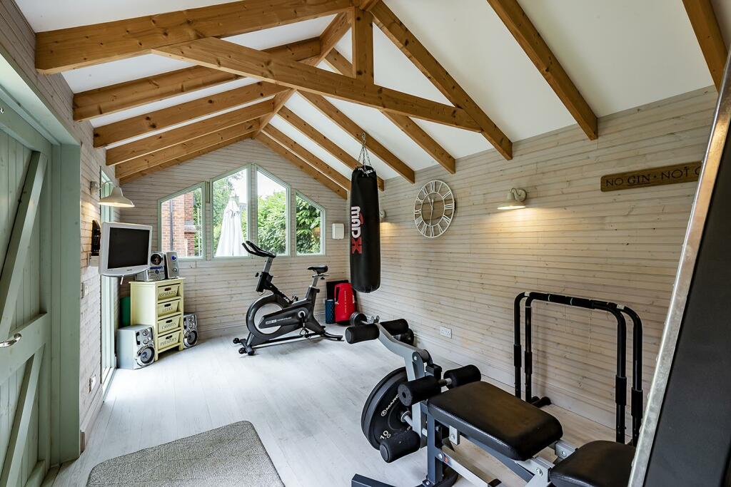 Outbuilding gym