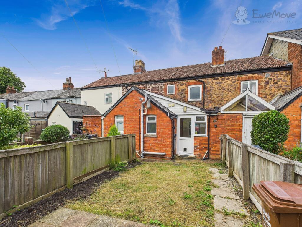 CAM03640G0-PR0055-STILL002