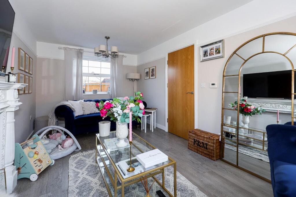 Sitting Room b.JPG