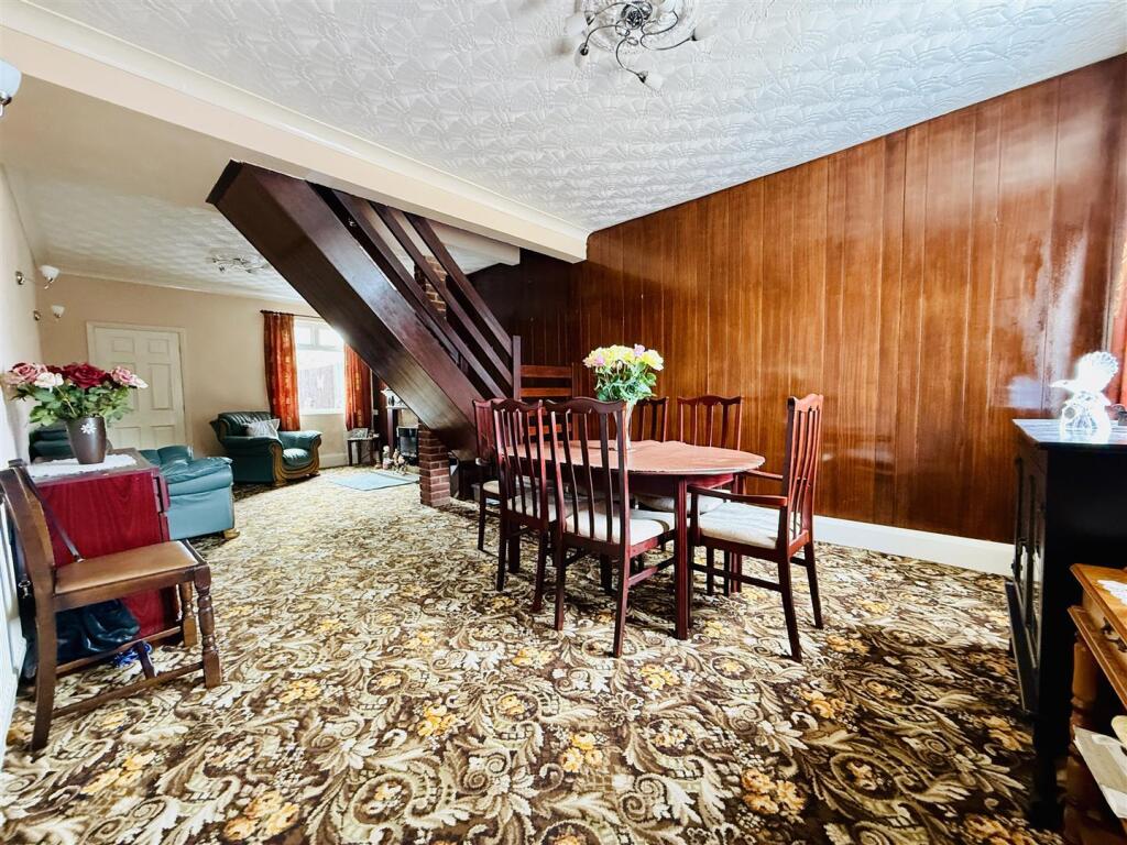 Open Plan Living Room Diner