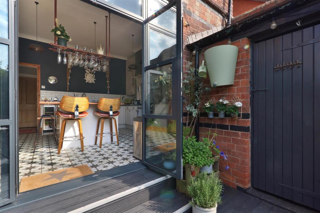 9 Ranelagh Street Hereford May2024 - (18).jpg