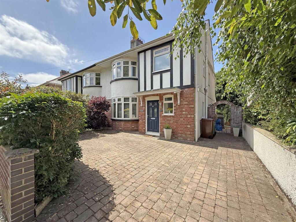 Venn Grove 55 - Front.jpg