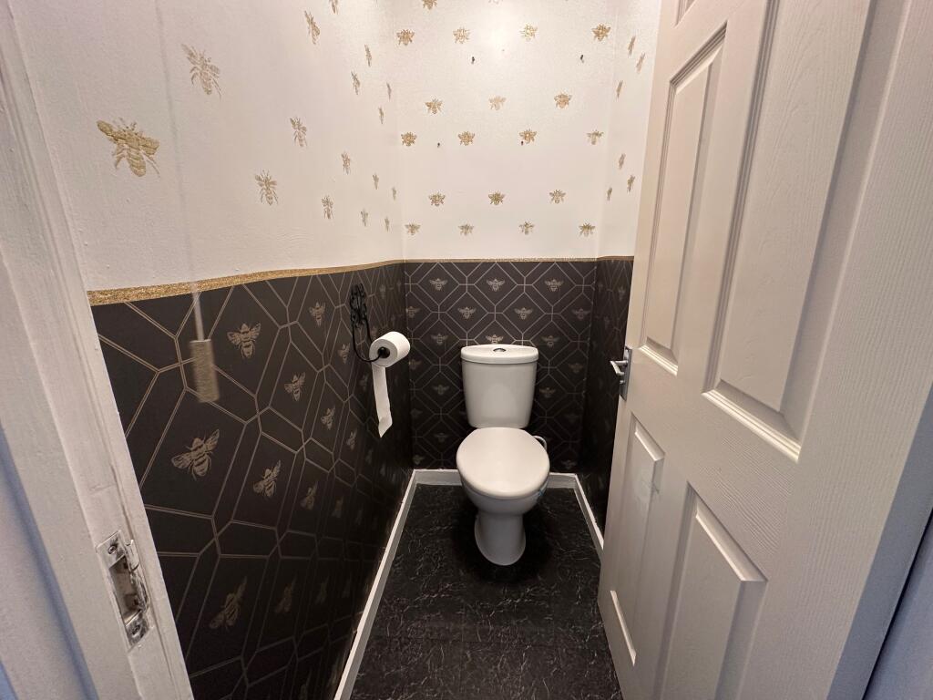 Separate WC