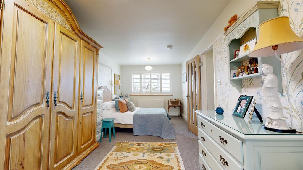 Bedroom.jpg