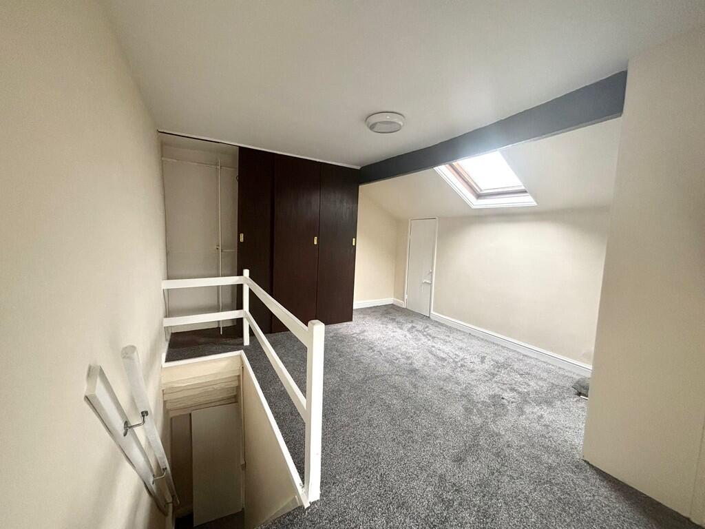 bedroom 2.