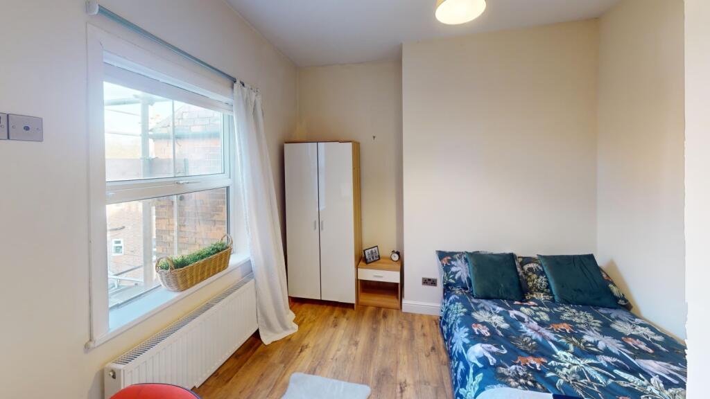 2-Alpha-Terrace-Bedroom 5