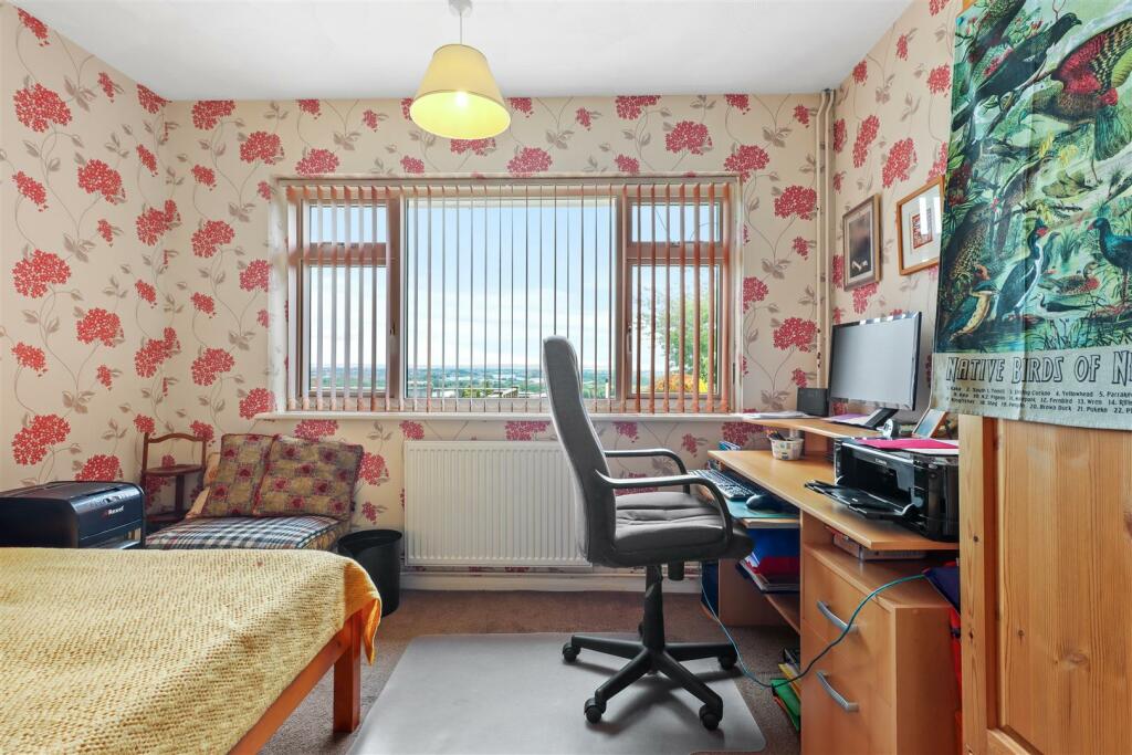 bedroom three #2.jpg