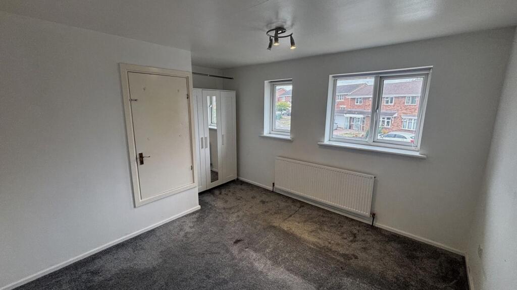 67 macdonalds close bedroom 1.jpeg