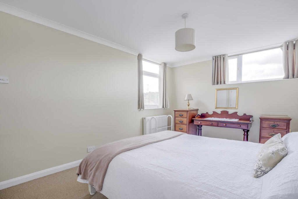 5 Eastern Drive, SL8 5HQ (LOW RES)-1