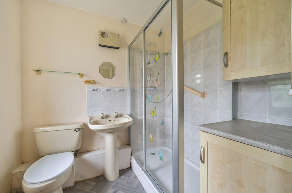 1306994-2-684aee2...