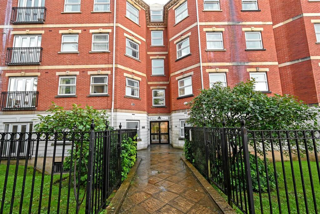 7-petworth-house-bn3 (12).jpg
