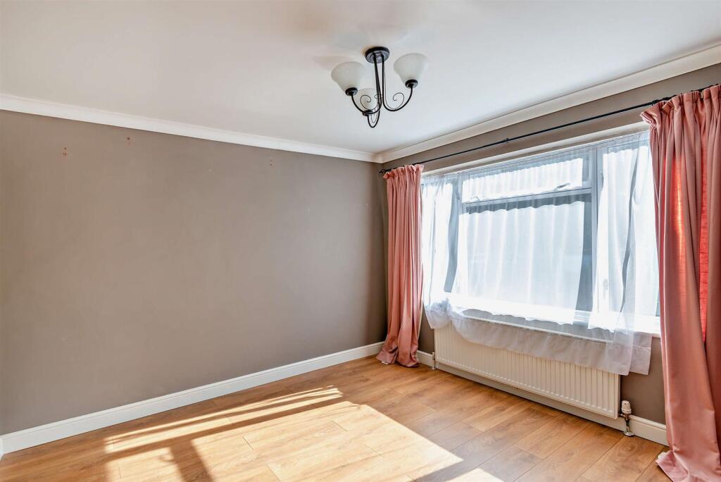 8664308-interior08-800.jpg