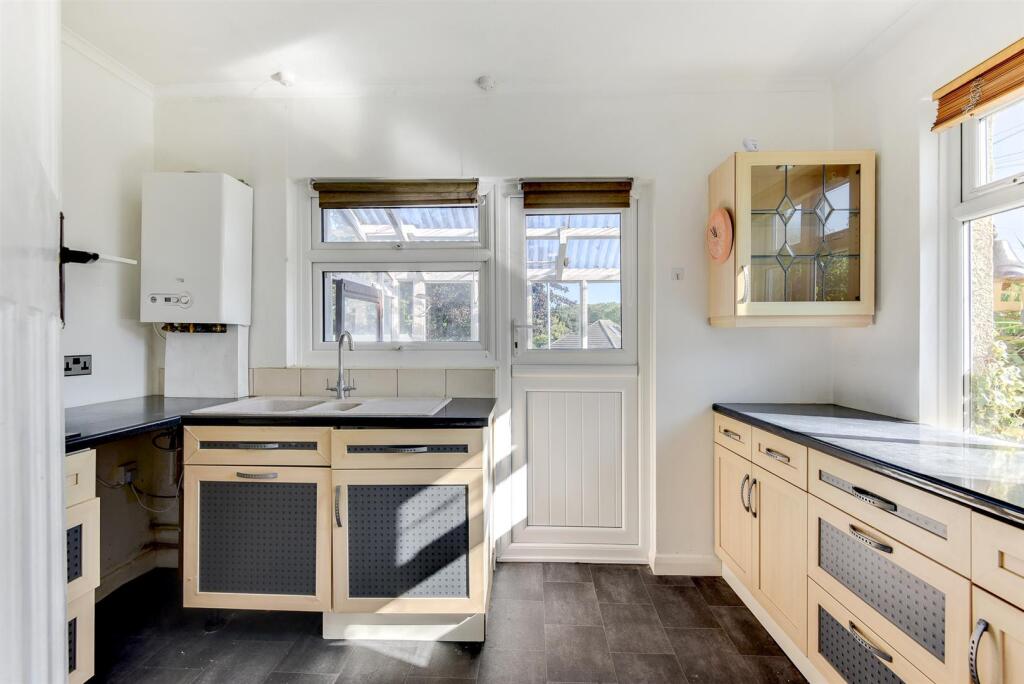 For Sale by Aspire Residential | Downside Avenue