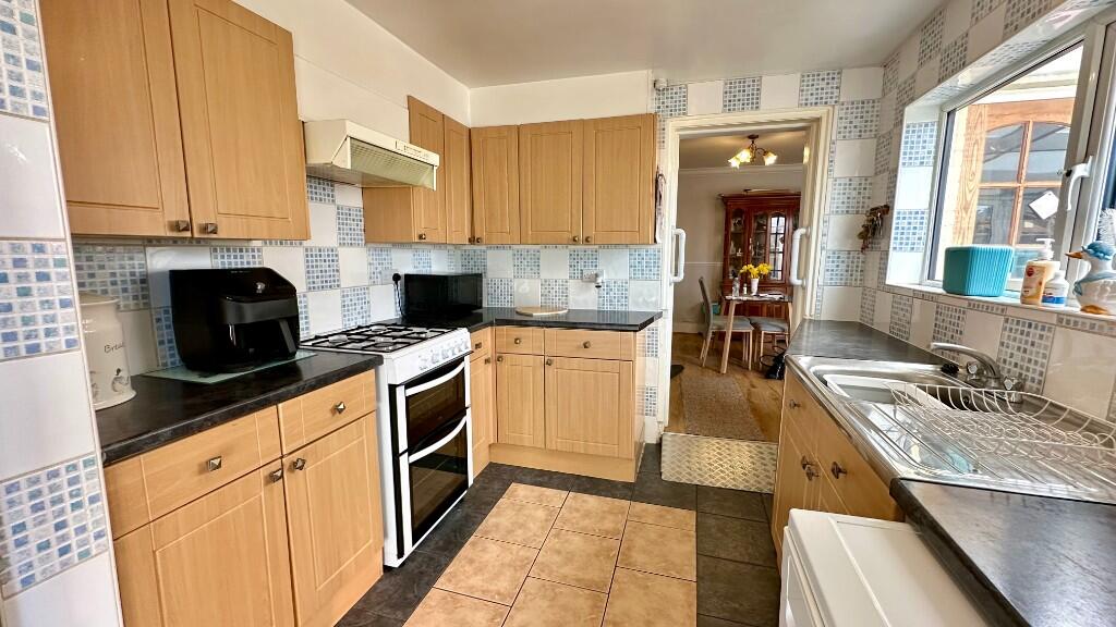 Fitted Kitchen