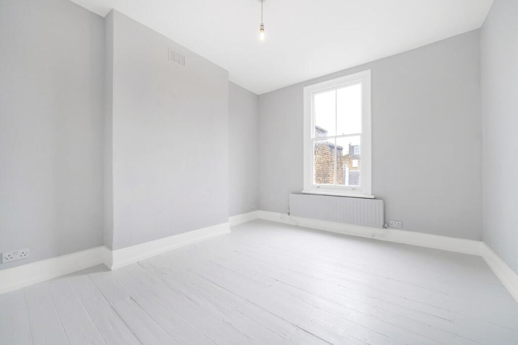 Bedroom 3.jpg