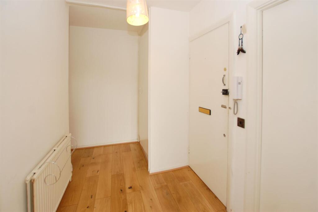 entrance hall copy.jpg