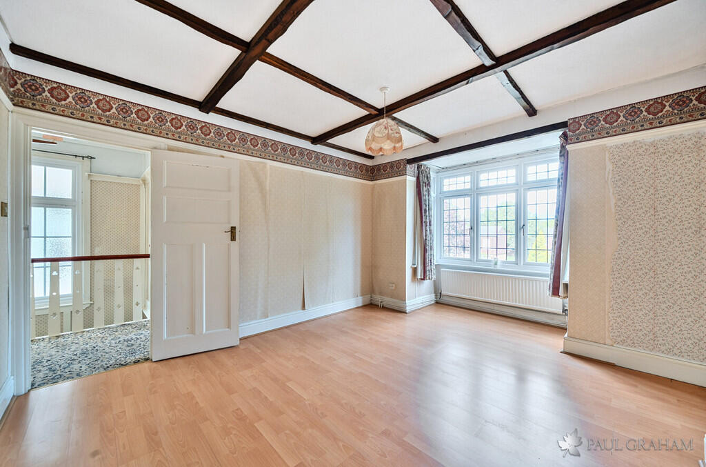 22829863-b7b4-4b4...