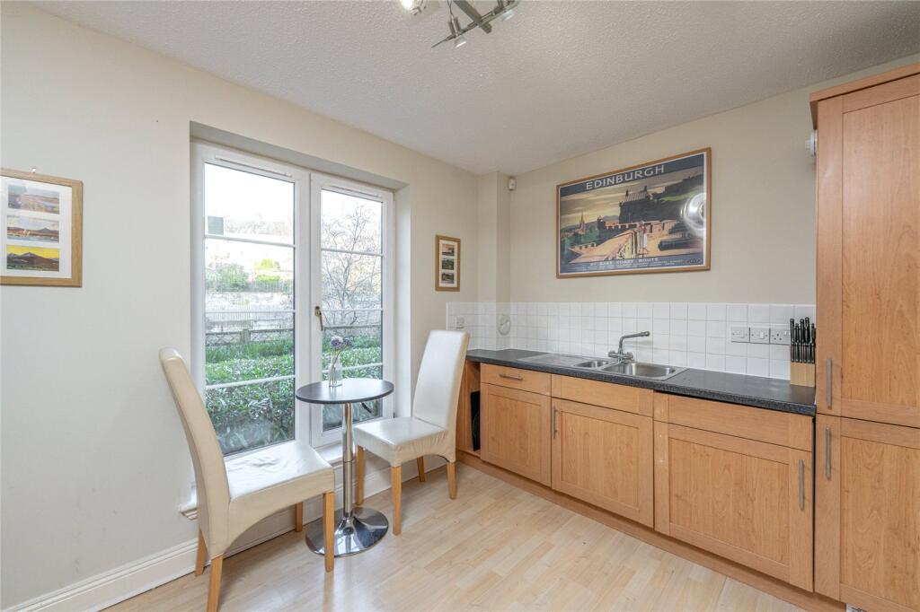 Kitchen Alt