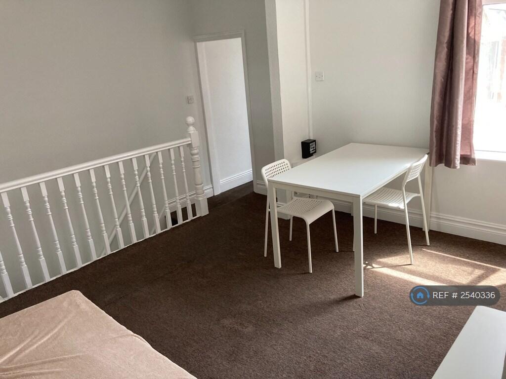 1st Floor Flat
