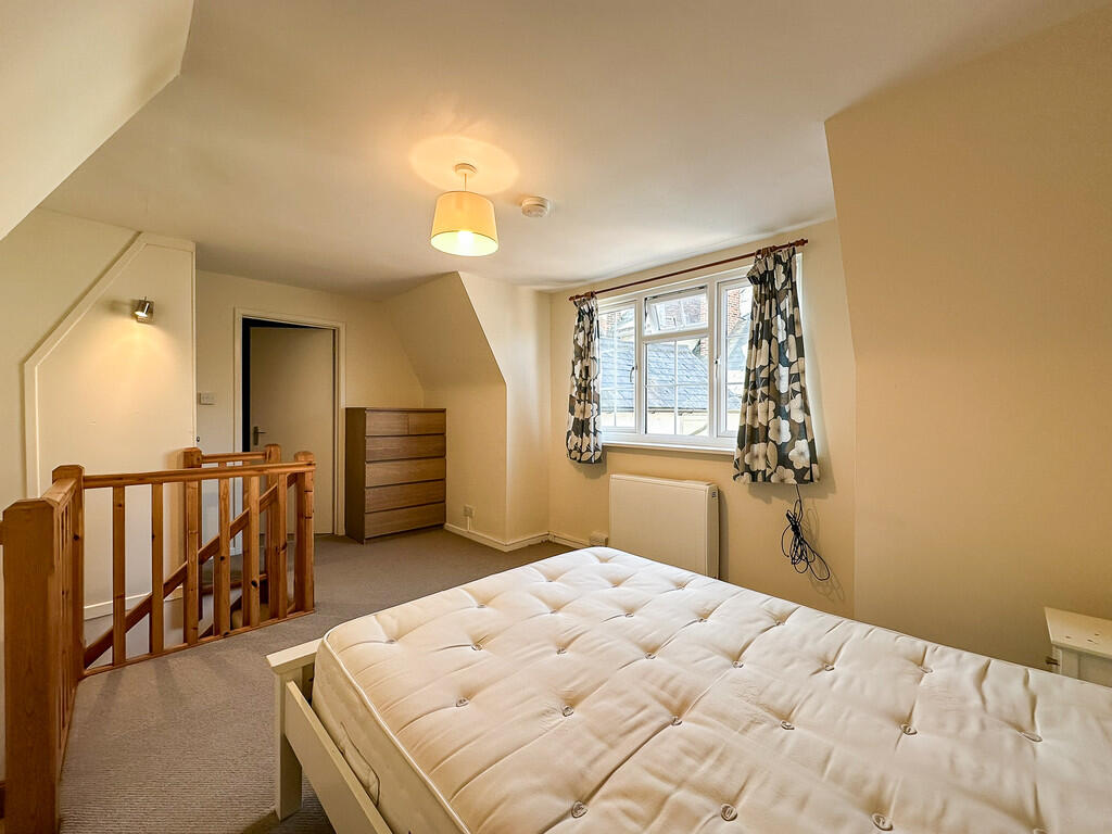 Bedroom (4)