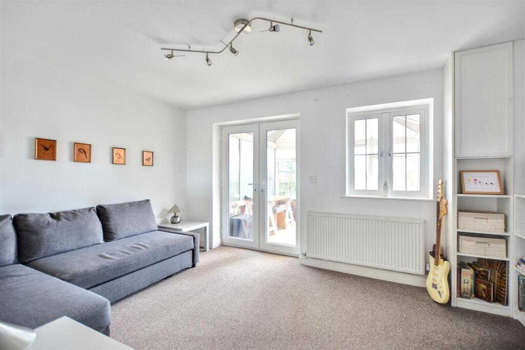 Sitting Room_1.jpeg