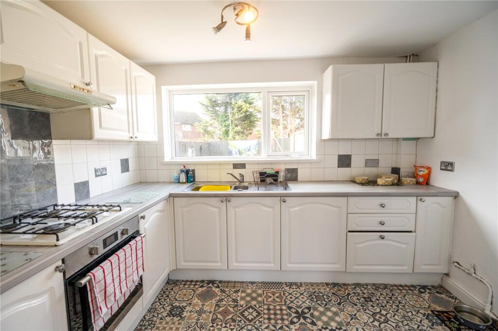 Kitchen (2)