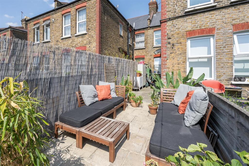 Seymour Road, E17