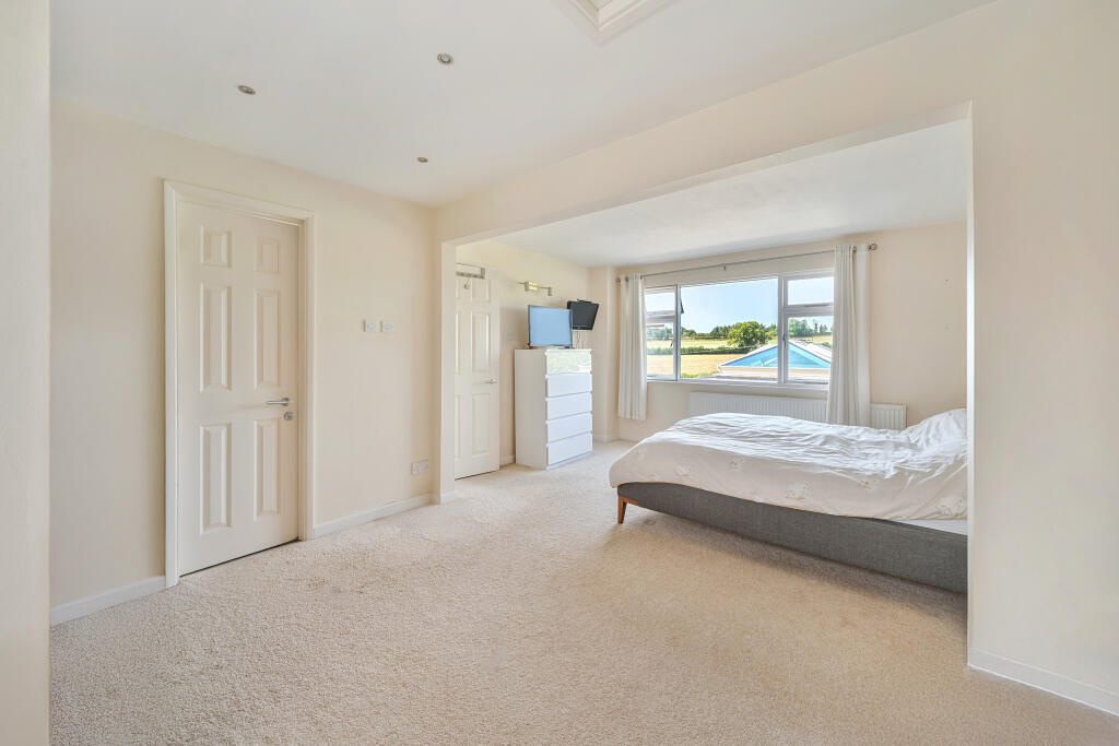 1334806-23-689f49a33ee75-ARW-1