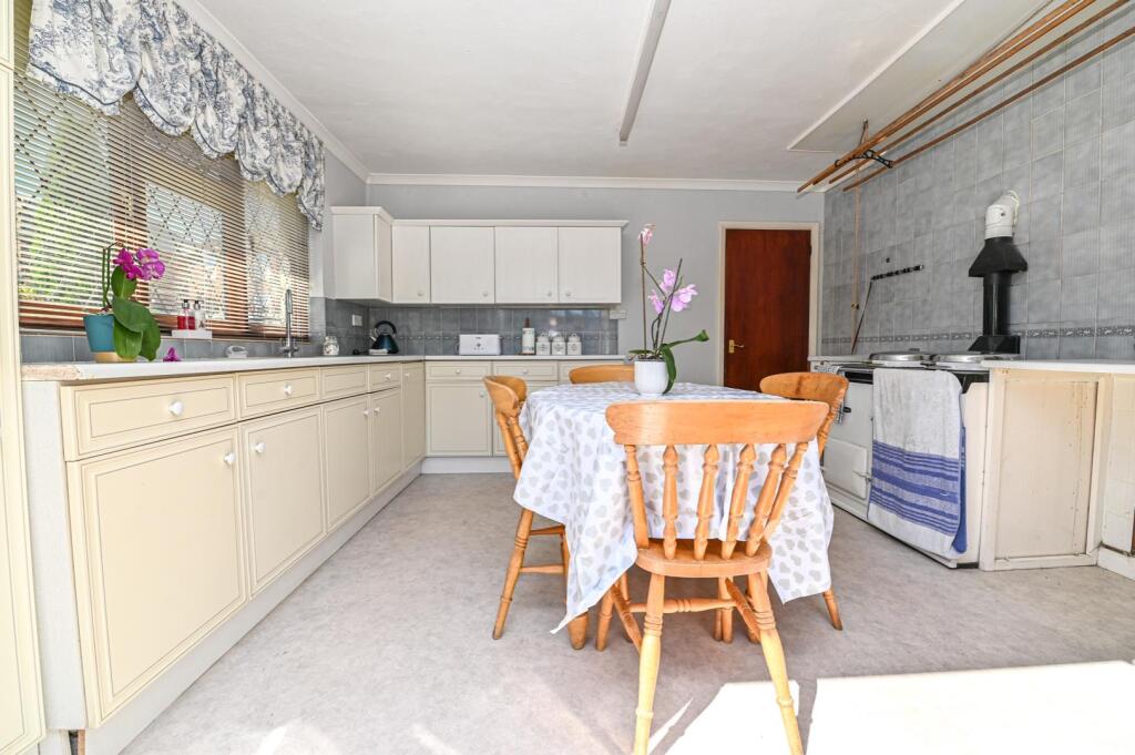 Kitchen-Breakfast Room