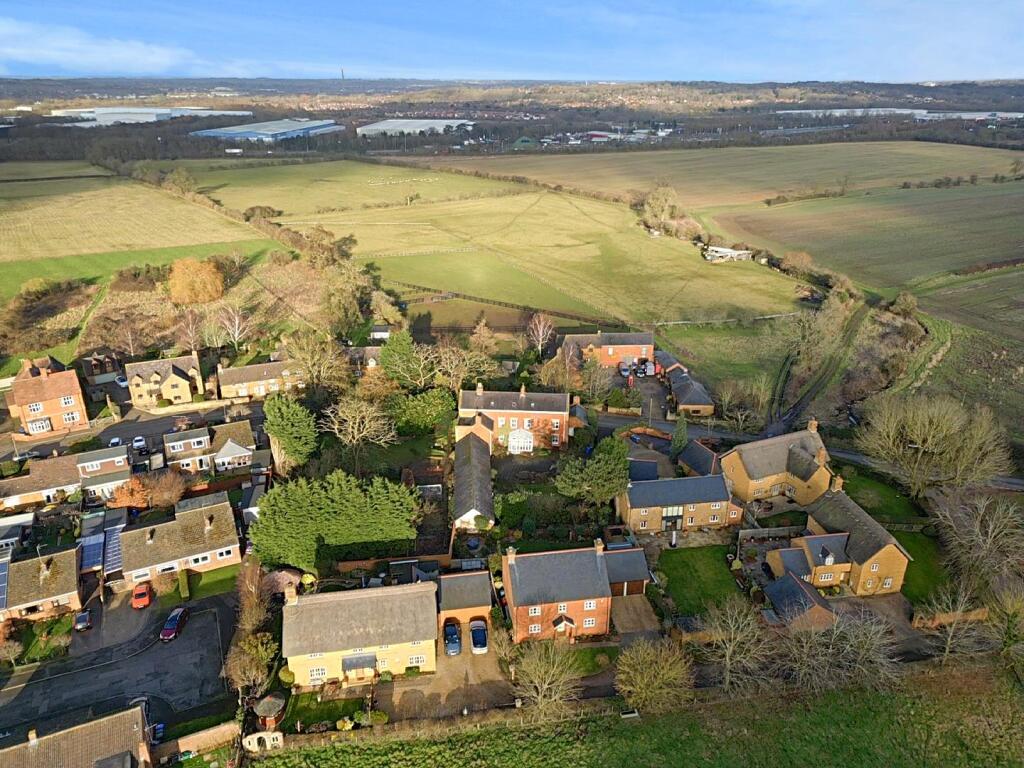 Danesfield, Rothersthorpe