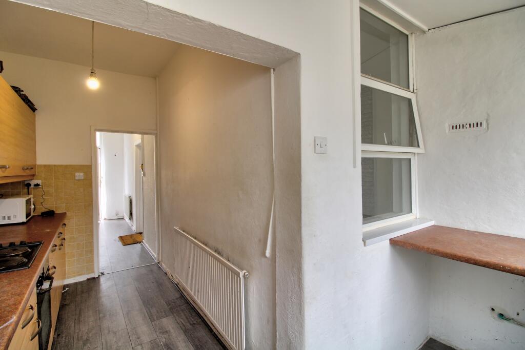 IMG_1503_4_5_Interior 4