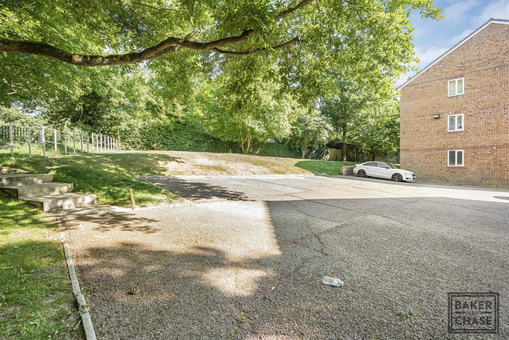 Communal Grounds/Parking