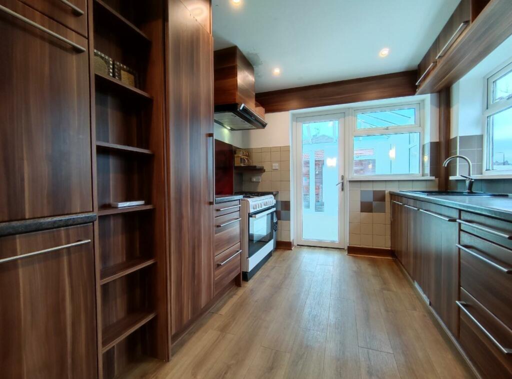 Kitchen 3