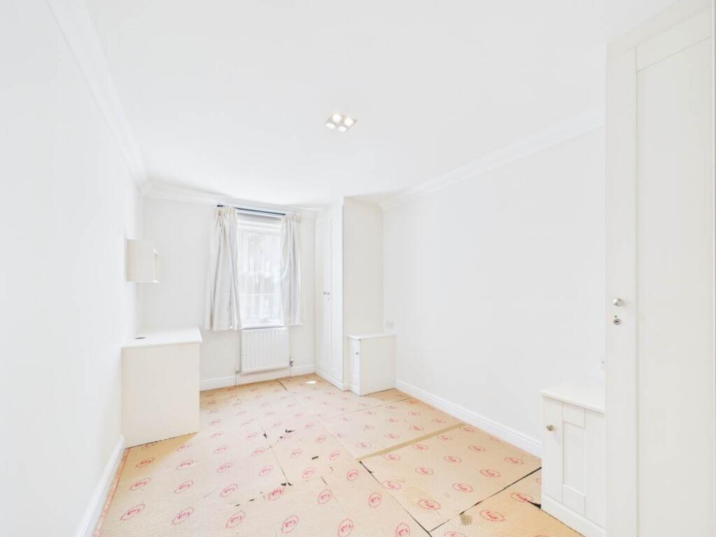3 east cliff manor s