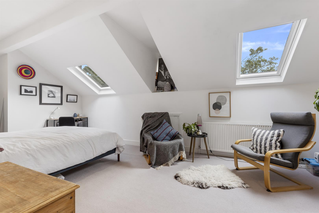 122 Birkby Hall Rd, Birkby 39_297.png