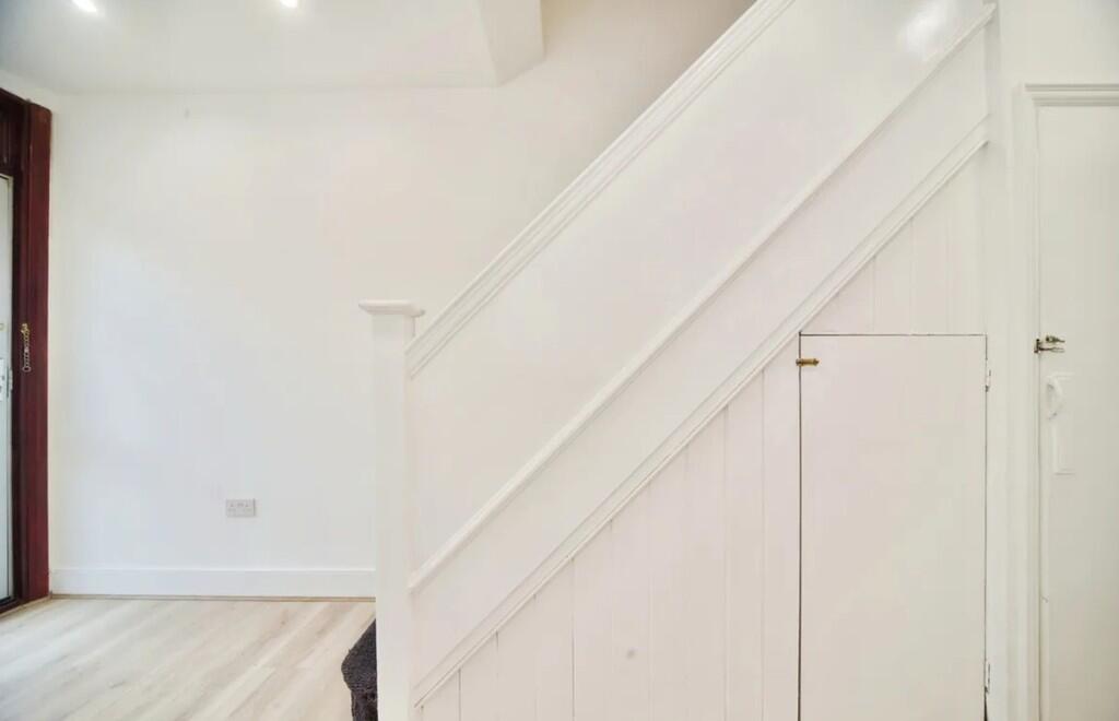 Screenshot 2025-0...