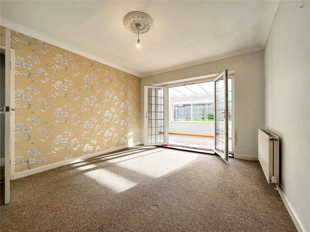 Dining Room/Bedroom