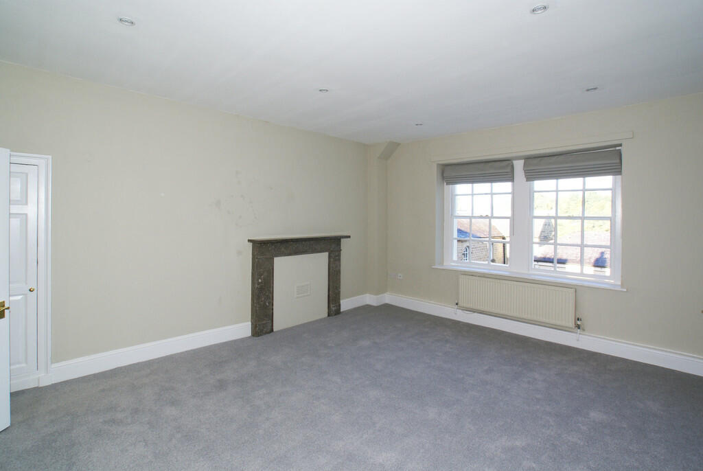 4 castle hill bed...