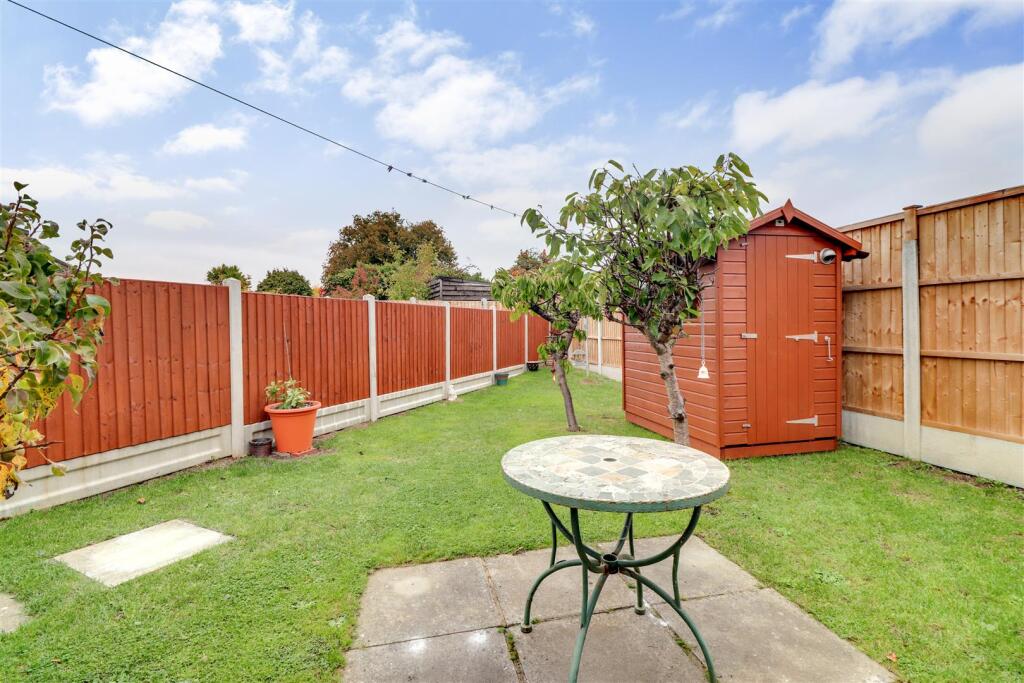 16 LAUREL AVENUE NEW-13dp.jpg