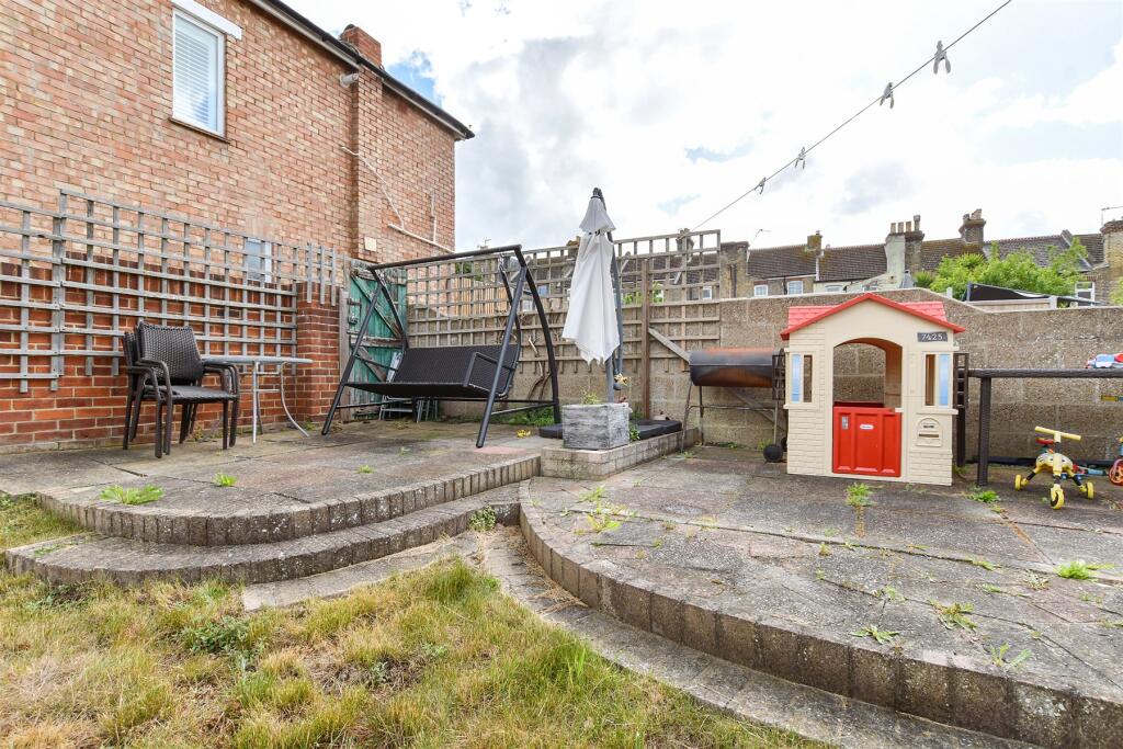 Patio / Decking