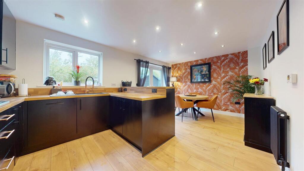 Simmons Close Kitchen/Diner