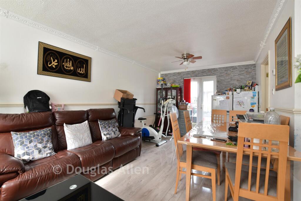 Lounge/Diner
