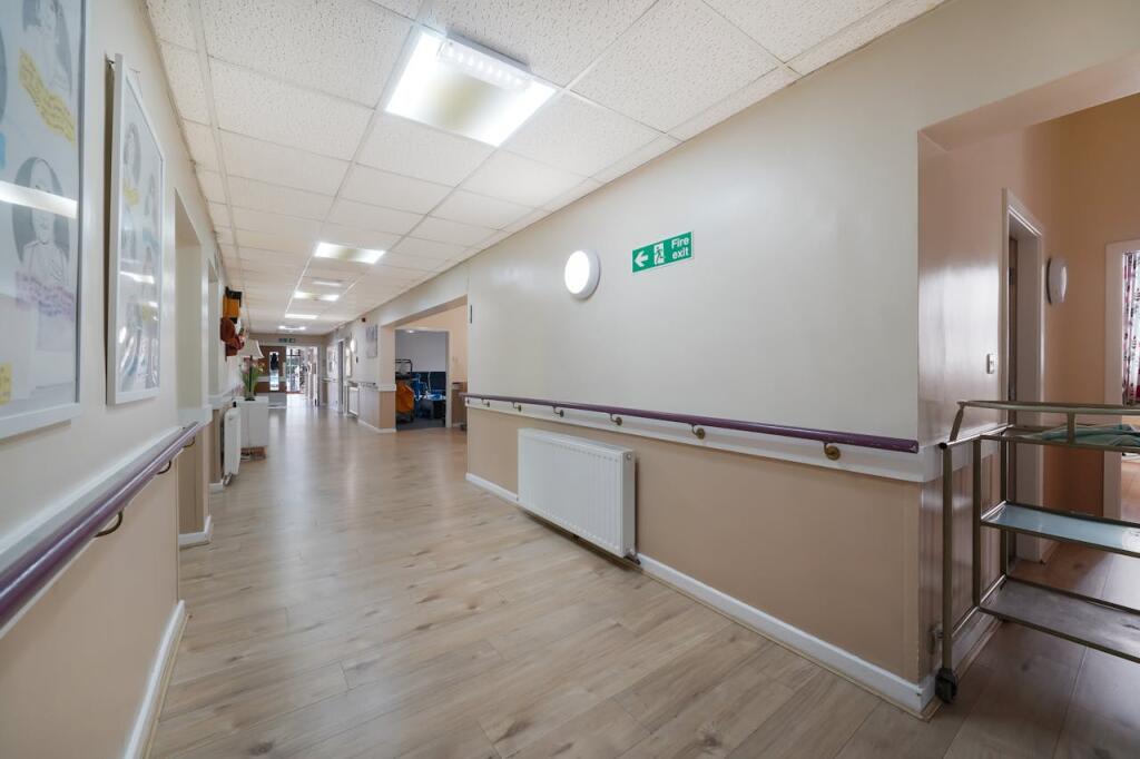 Stapely Nursing Home  t1apJqM8hnN5c8zUniN5.jpg