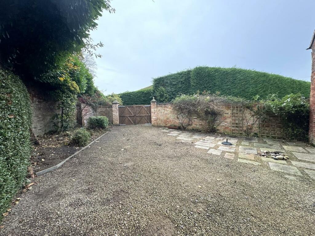 Courtyard.JPEG