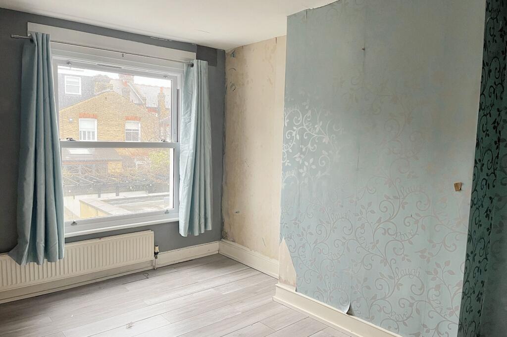 68 A &amp; B Gosberton Road, Balham SW12 8LQ