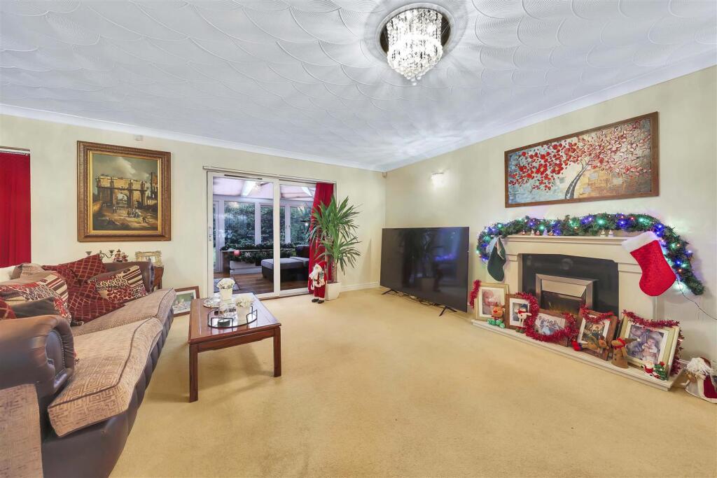 3 Living Room