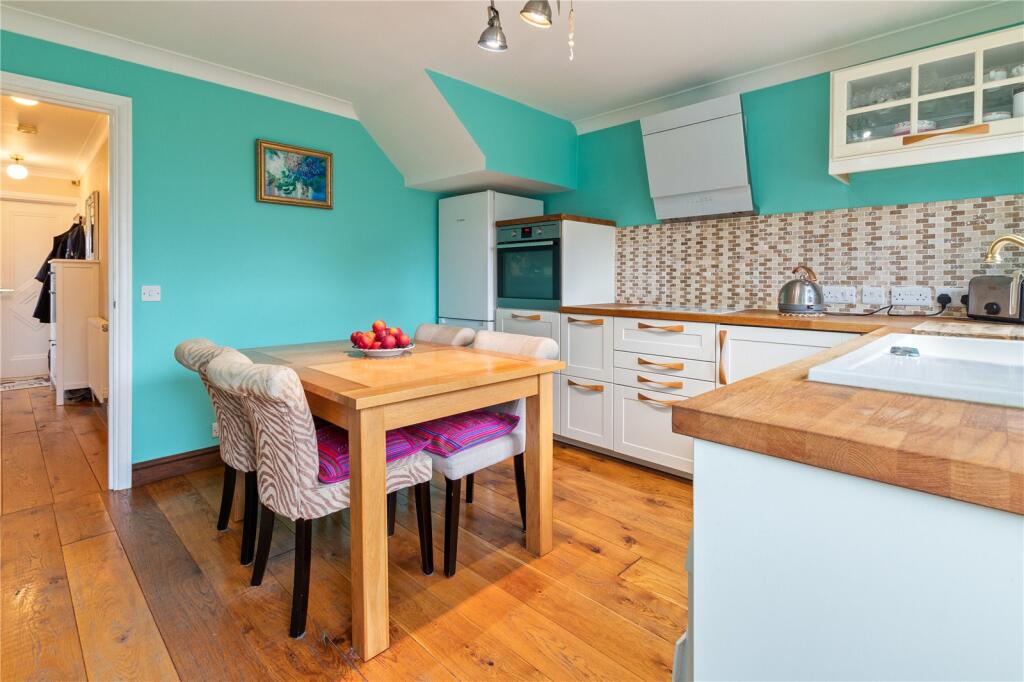 Kitchen Diner 2